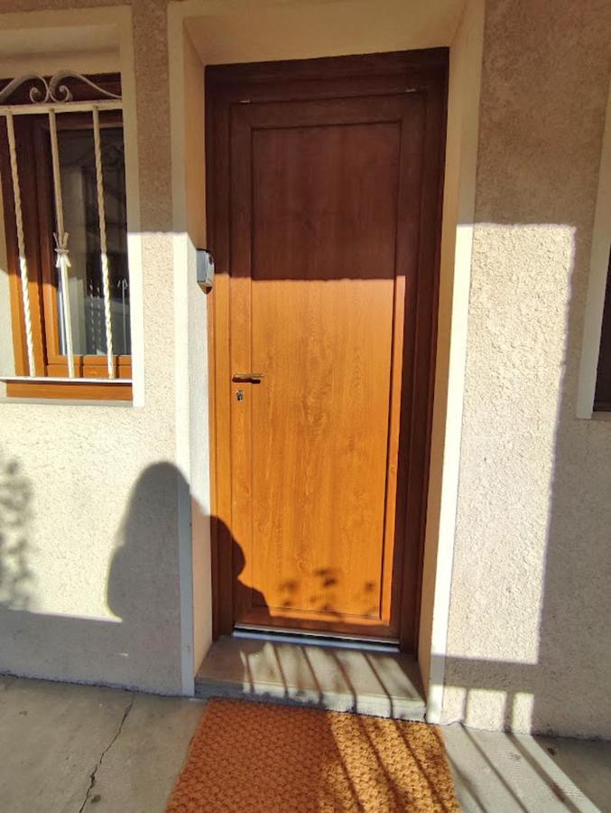 L'Escampette, Duplex T3, Centre Luchon, Wifi, Casier A Skis, 4 Personnes Bagneres-de-Luchon Bagian luar foto
